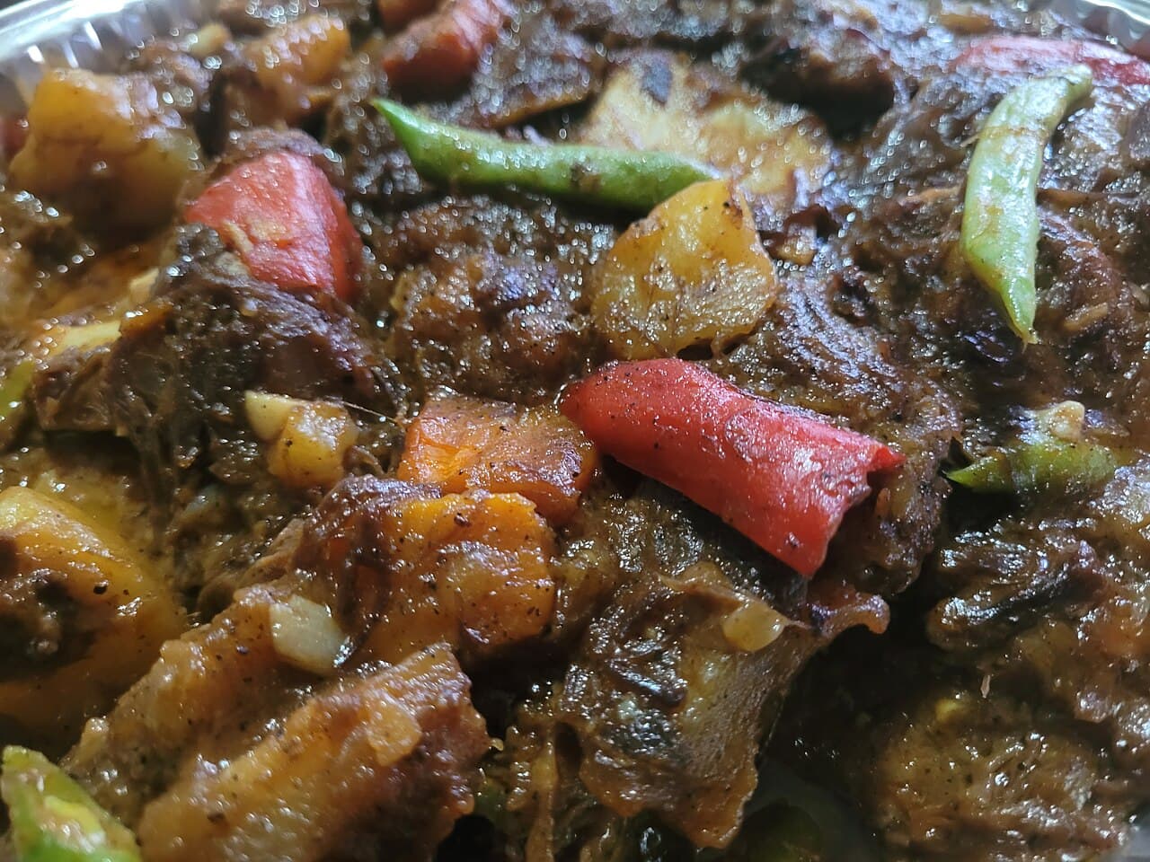 Source photograph of Kare-kare