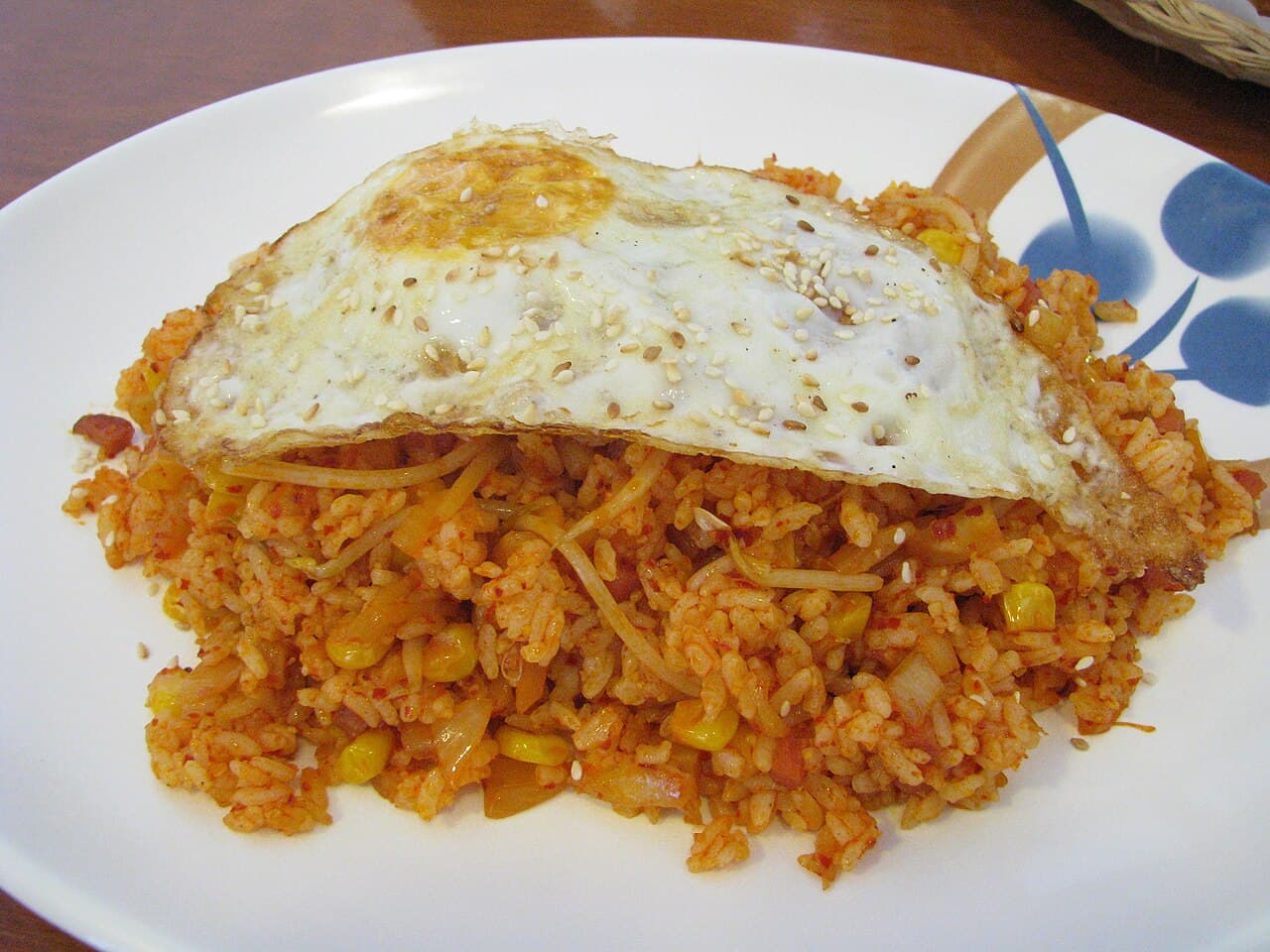 Source photograph of Kimchi-bokkeumbap