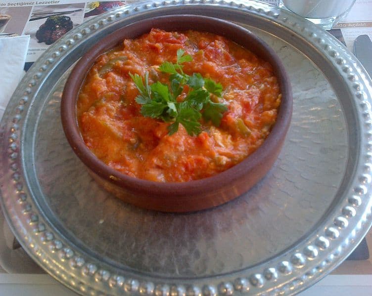 Source photograph of Menemen. Not official I Want Some Food pixel artwork.