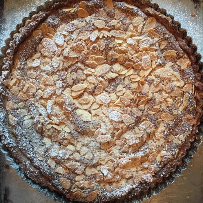 Source photograph of Bakewell tart