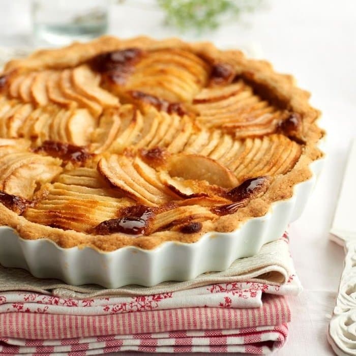 Source photograph of Chinon Apple Tarts