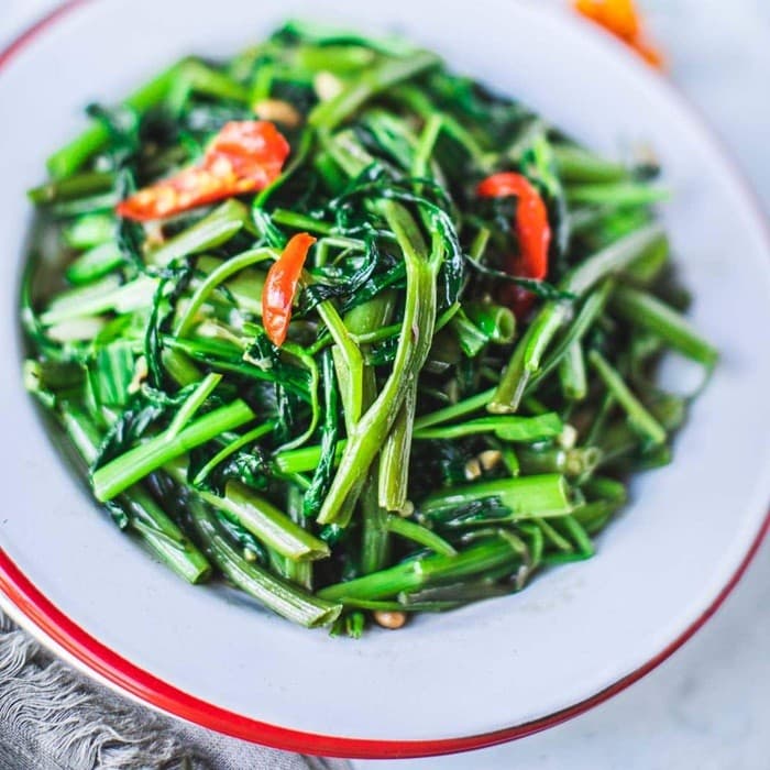Source photograph of Cambodian Stir-fried Morning Glory with Pork, Fermented Soybeans, and Garlic