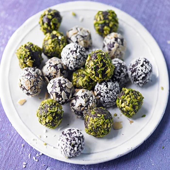 Source photograph of Brazilian chocolate truffles - brigadeiro