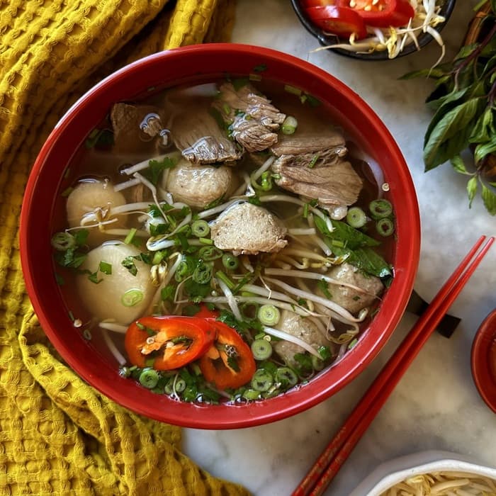 Source photograph of Phở bò